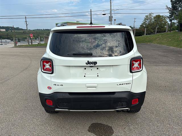 Used 2018 Jeep Renegade Limited w/ UConnect 8.4 Nav Group AWD/4WD image 3