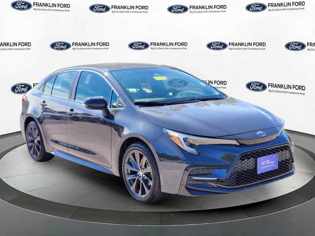 Used 2026 Toyota Corolla SE FWD image 7