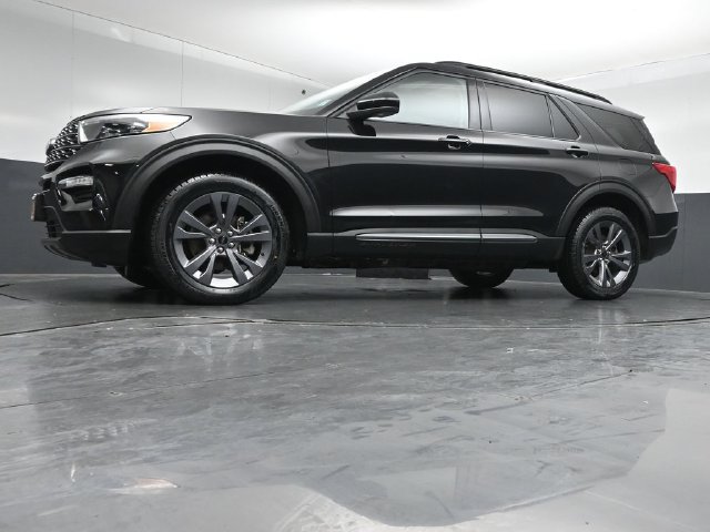 Certified 2024 Ford Explorer XLT w/ Equipment Group 202A AWD/4WD image 41