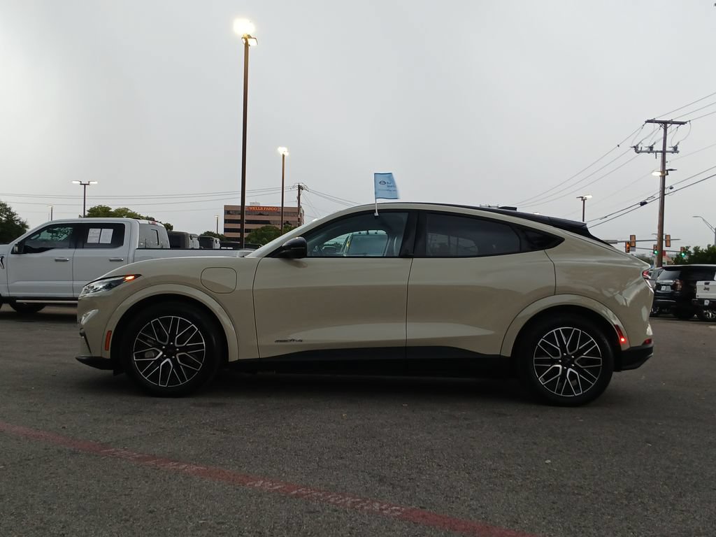 Certified 2025 Ford Mustang Mach-E Premium AWD/4WD image 6
