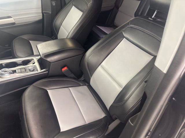 Certified 2022 Ford Explorer XLT w/ Equipment Group 202A image 16