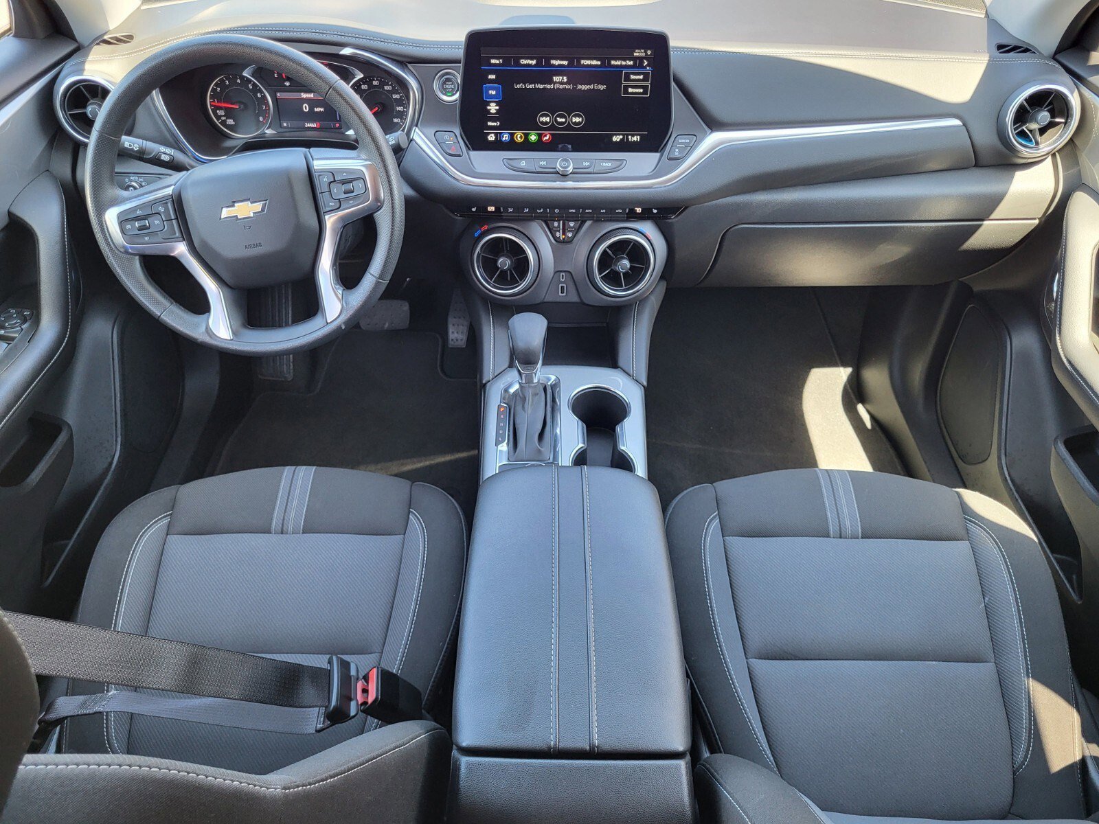 Used 2025 Chevrolet Blazer LT image 13