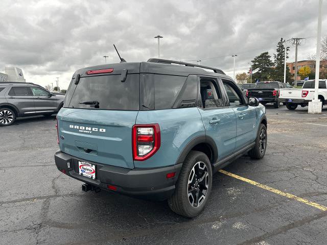 Certified 2021 Ford Bronco Sport Outer Banks w/ Outer Banks Package AWD/4WD image 8