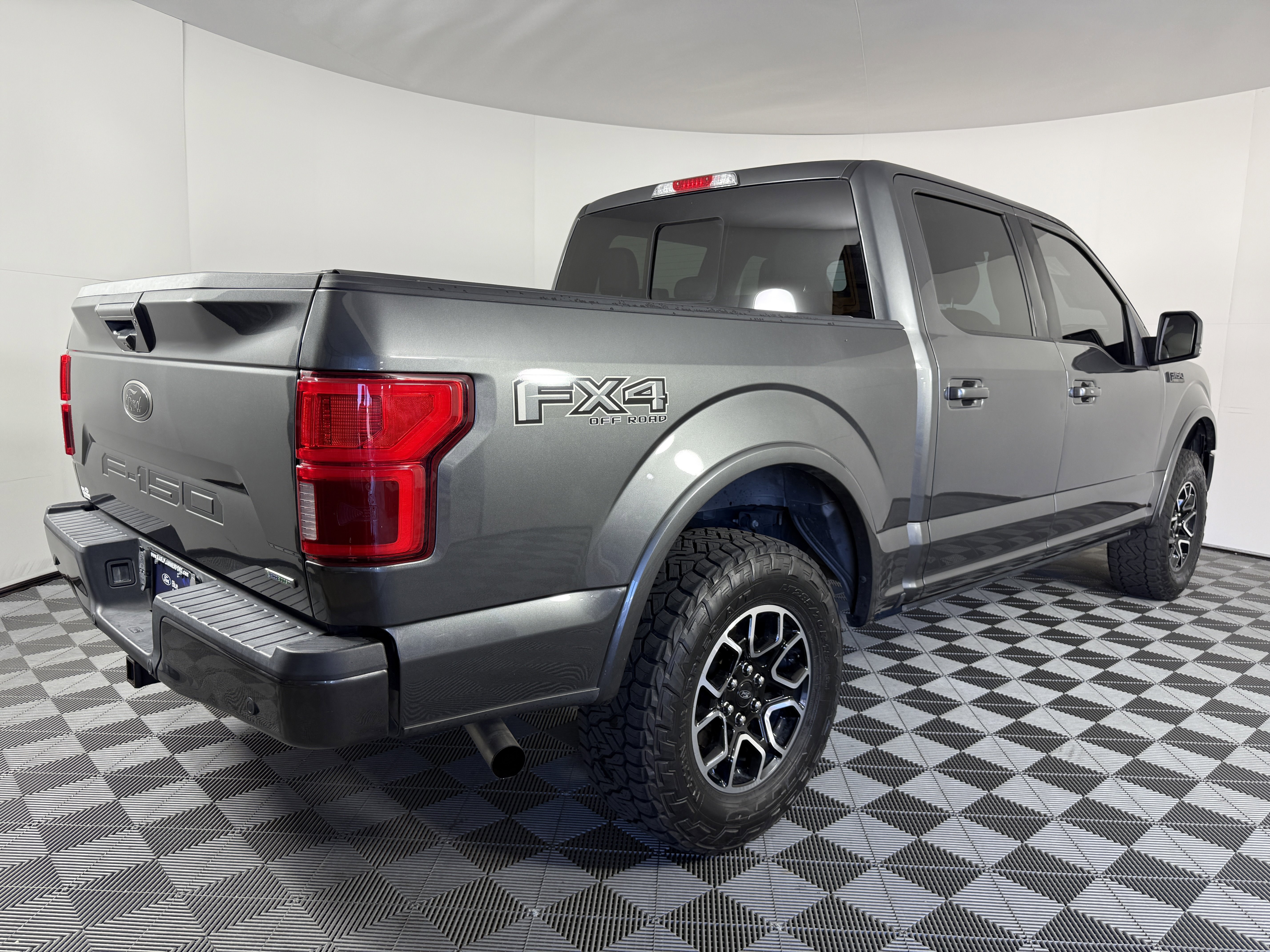 Certified 2020 Ford F150 Lariat w/ Equipment Group 502A Luxury AWD/4WD image 3