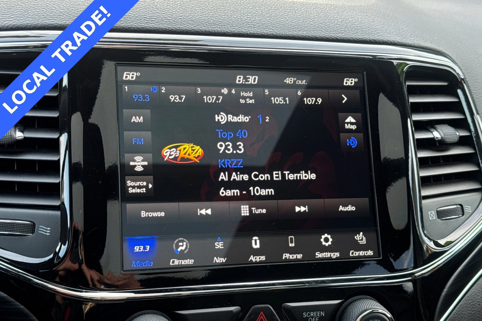 Used 2021 Jeep Grand Cherokee Limited w/ Luxury Group II image 18