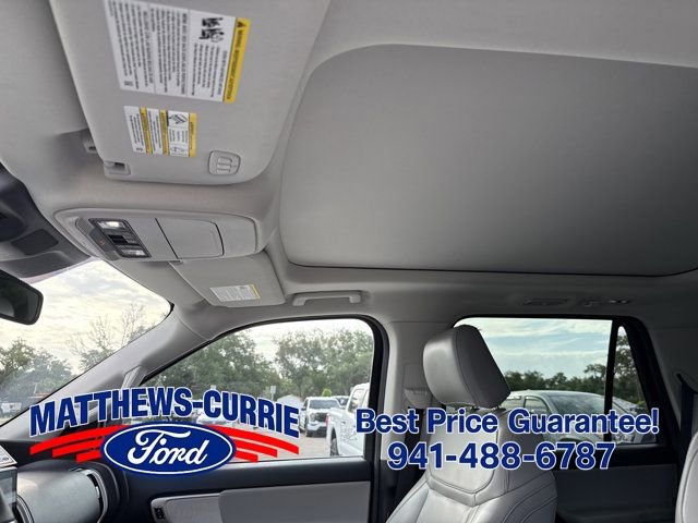 Certified 2025 Ford Expedition Active AWD/4WD image 11