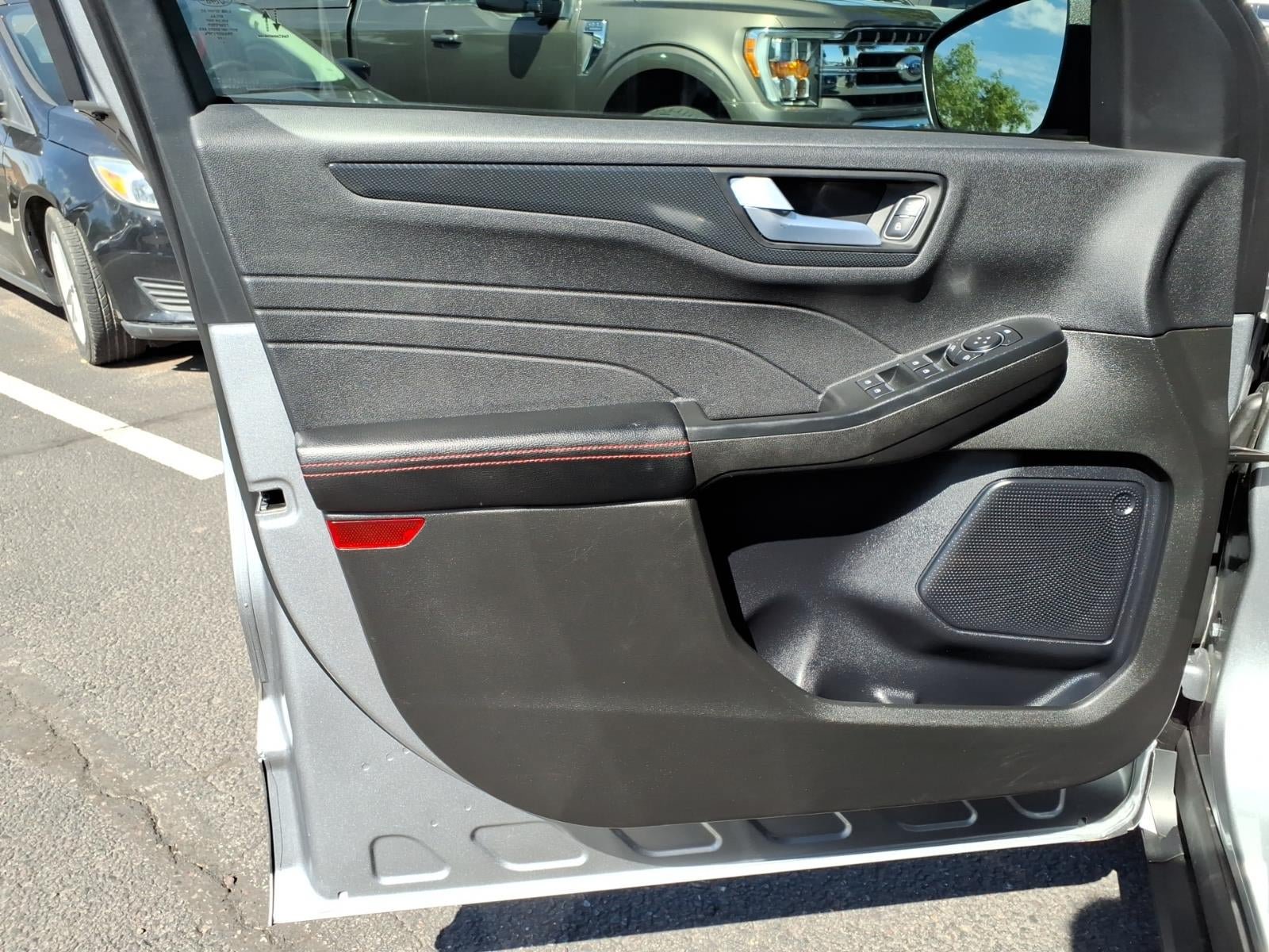 Certified 2024 Ford Escape ST-Line w/ Tech Pack #1 FWD image 20