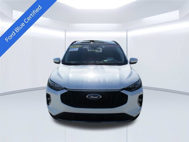 Certified 2023 Ford Escape Platinum w/ Premium Technology Package AWD/4WD image 2