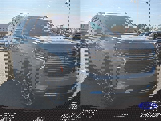 Used 2024 Chevrolet Tahoe LT w/ Luxury Package