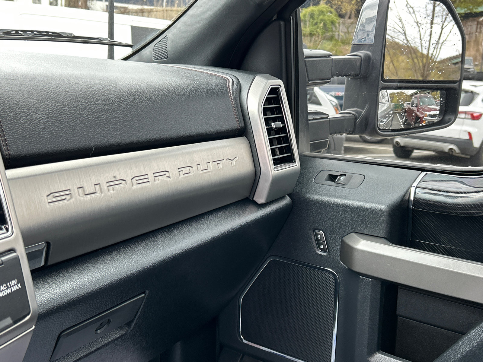 Certified 2022 Ford F350 Platinum AWD/4WD image 19