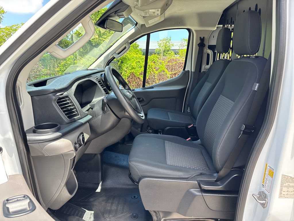 Certified 2025 Ford Transit 250 Low Roof w/ Exterior Upgrade Package RWD image 29