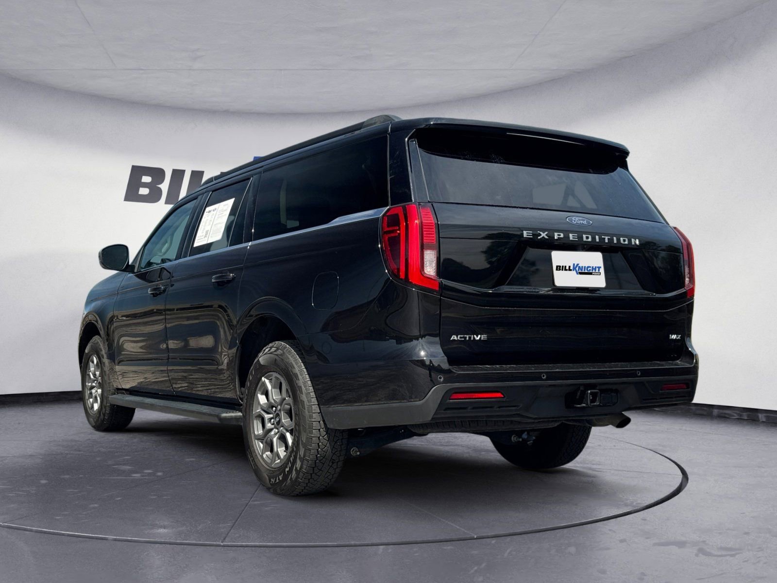 Certified 2025 Ford Expedition Max Active AWD/4WD image 3