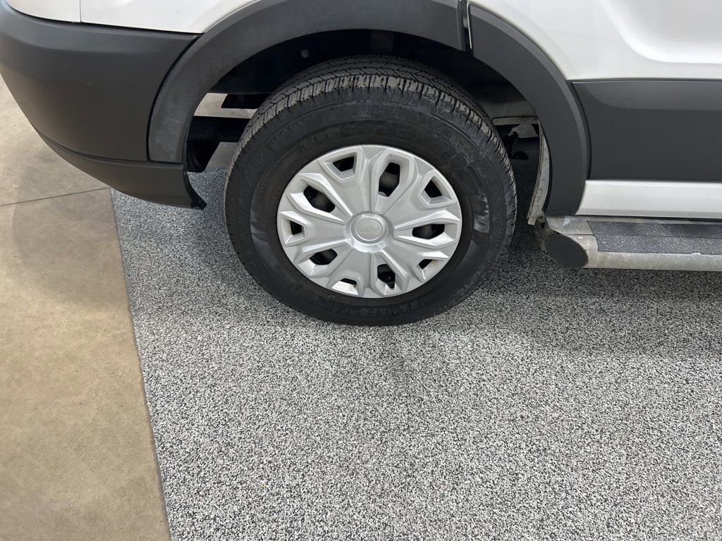 Certified 2019 Ford Transit 250 130 Low Roof w/ Exterior Upgrade Package image 23