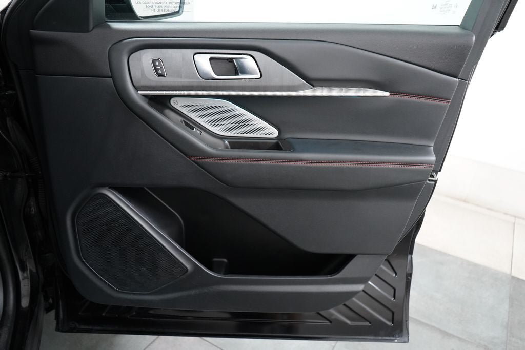 Certified 2025 Ford Explorer ST AWD/4WD image 29