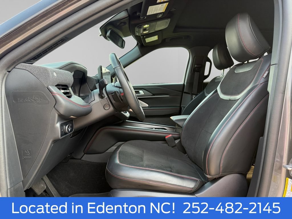 Certified 2025 Ford Explorer ST AWD/4WD image 10