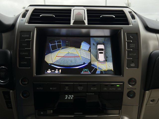 Used 2020 Lexus GX 460 Luxury w/ Luxury Sport Package AWD/4WD image 18