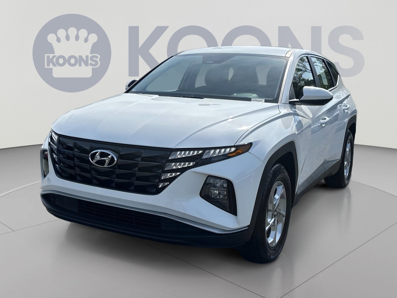 Used 2023 Hyundai Tucson SE FWD image 1