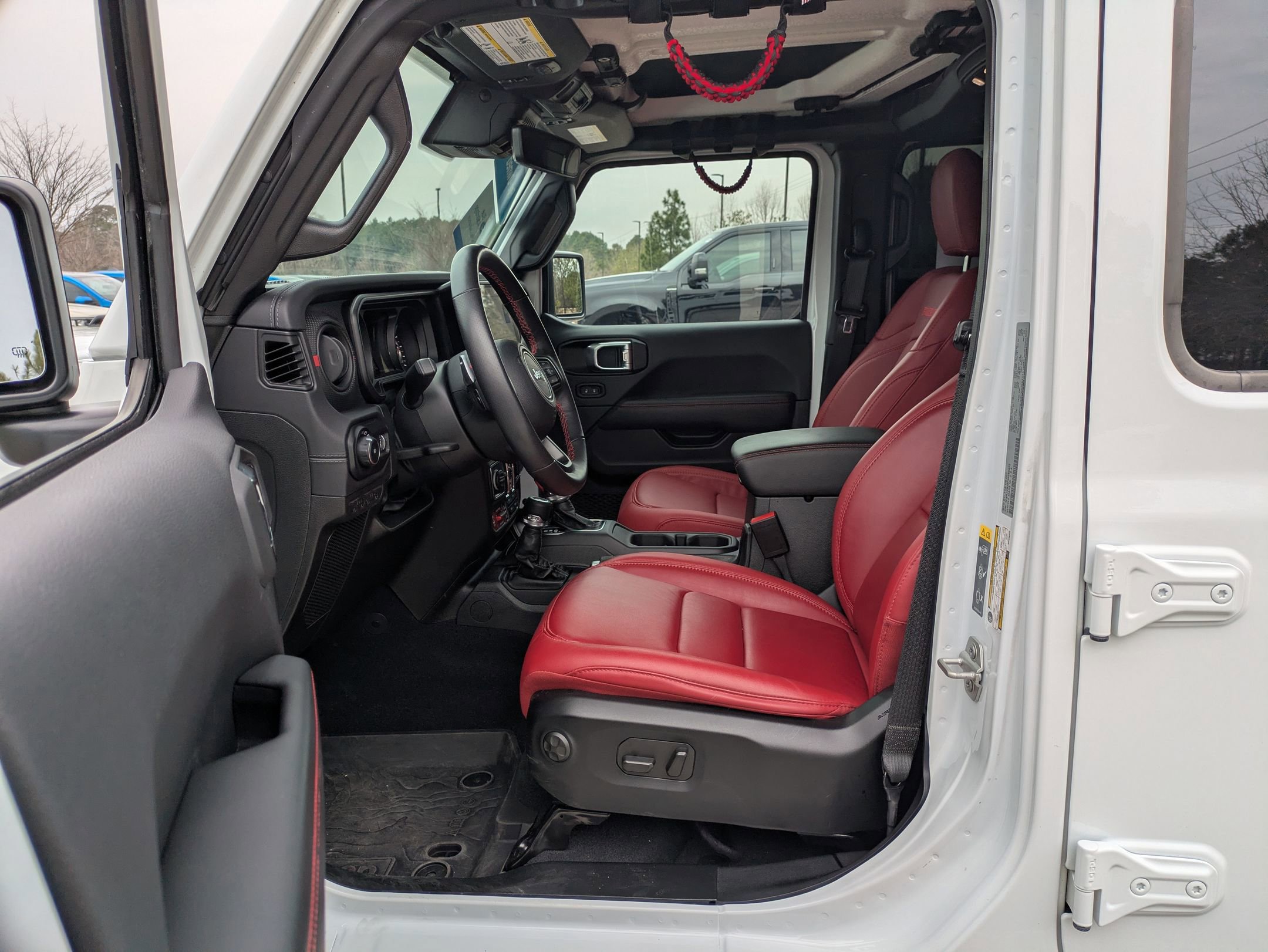 Used 2024 Jeep Wrangler Unlimited Rubicon 392 image 13