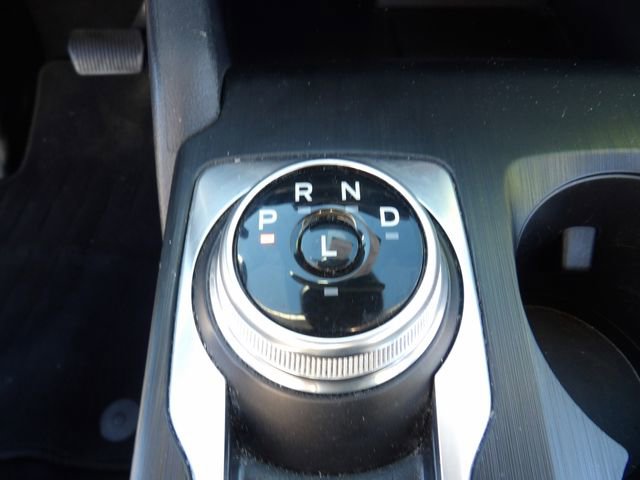 Certified 2022 Ford Escape SE w/ SE Sport Appearance Package image 16