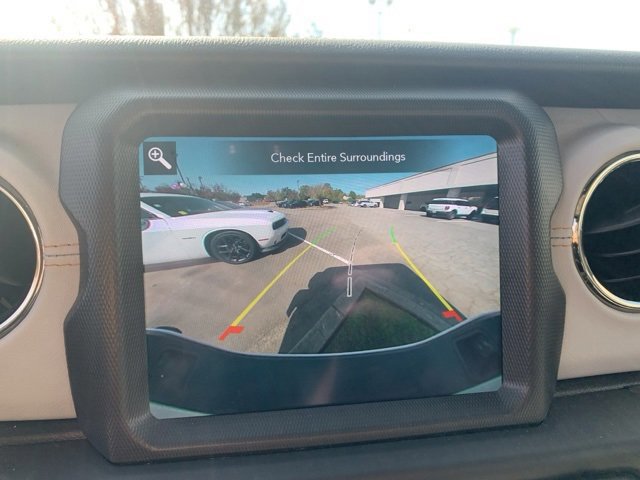 Used 2021 Jeep Gladiator Overland image 23