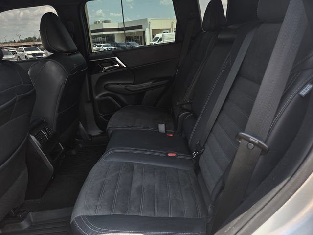 Used 2022 Mitsubishi Outlander SE FWD image 19