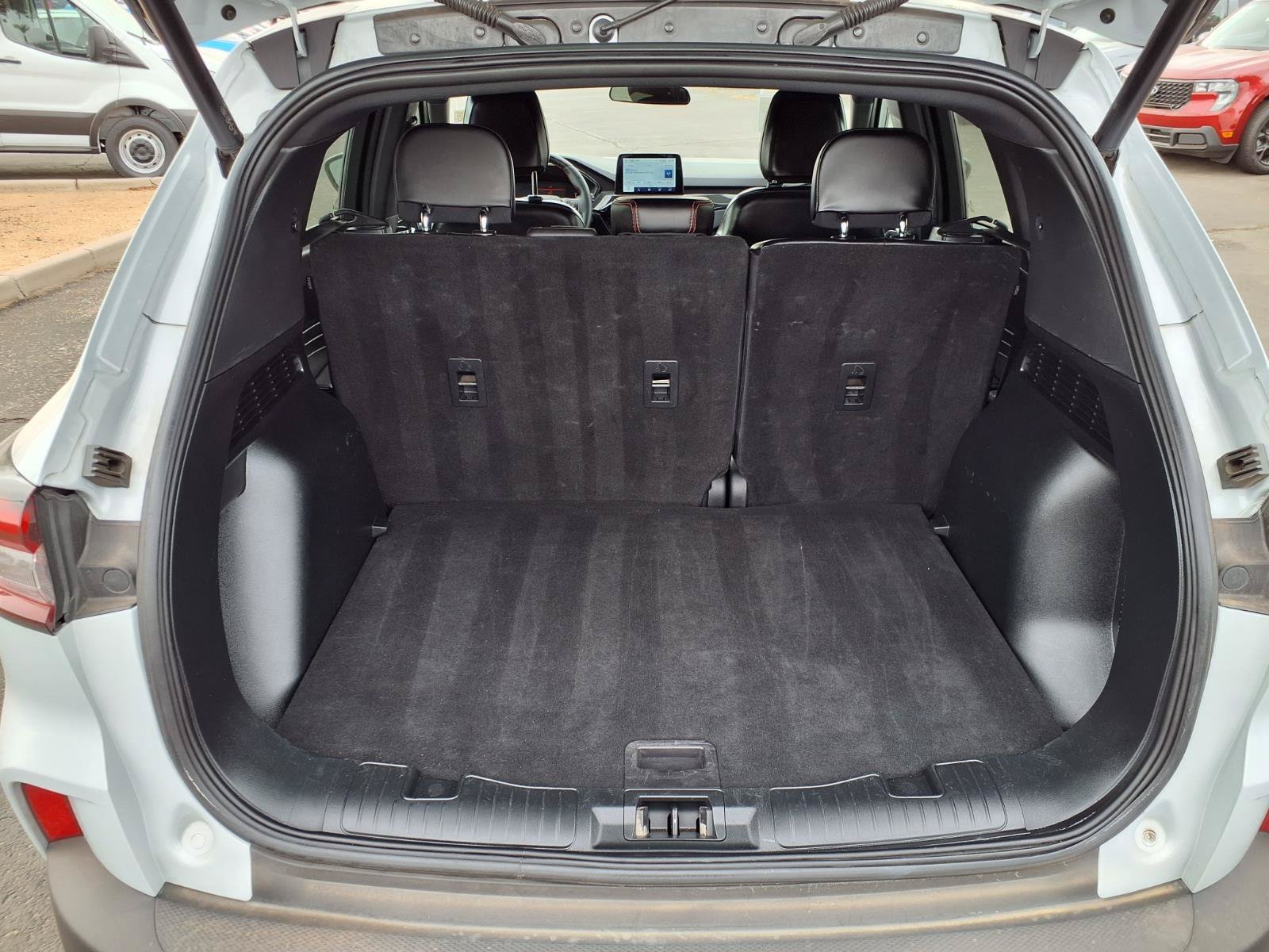 Certified 2025 Ford Escape ST-Line Select AWD/4WD image 16