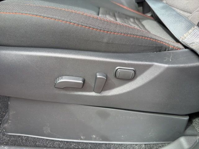 Used 2025 Nissan Frontier PRO-4X w/ Interior Protection Package image 21