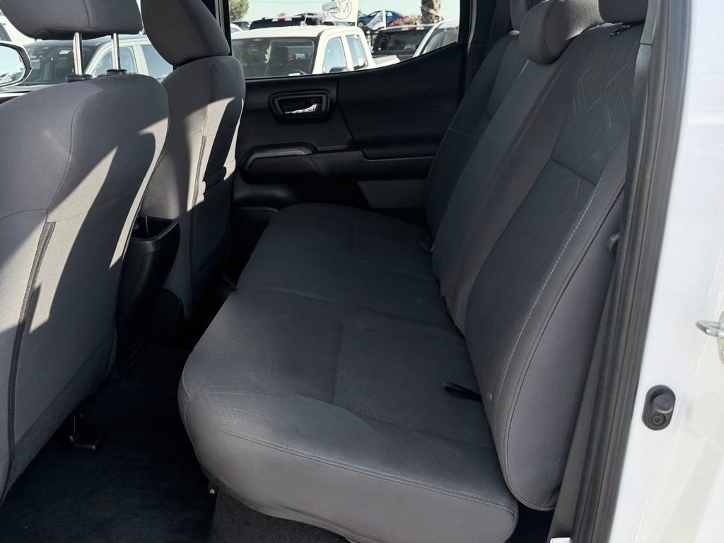 Used 2017 Toyota Tacoma TRD Off-Road w/ Tow Package image 29