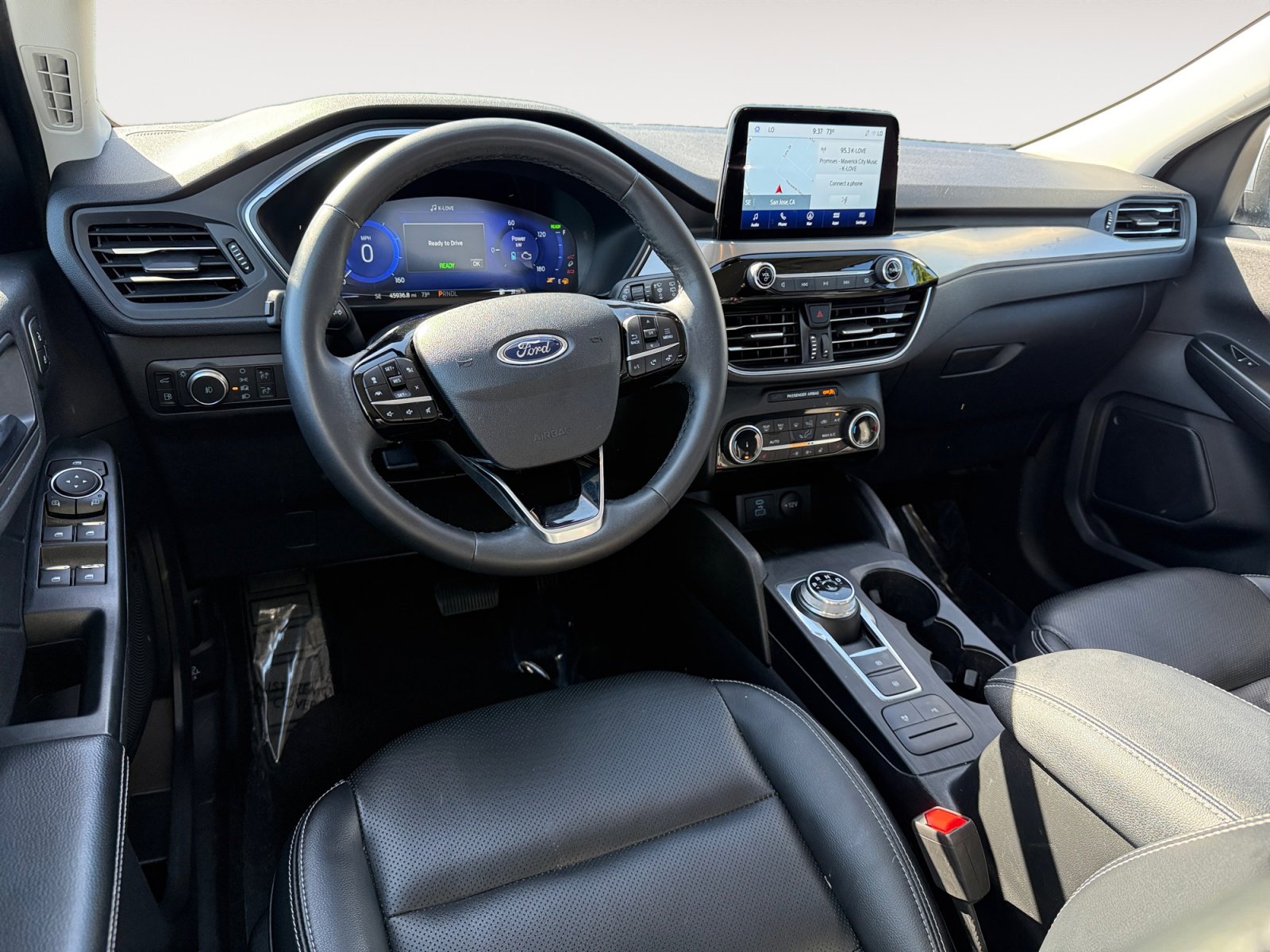 Certified 2022 Ford Escape Titanium AWD/4WD image 15