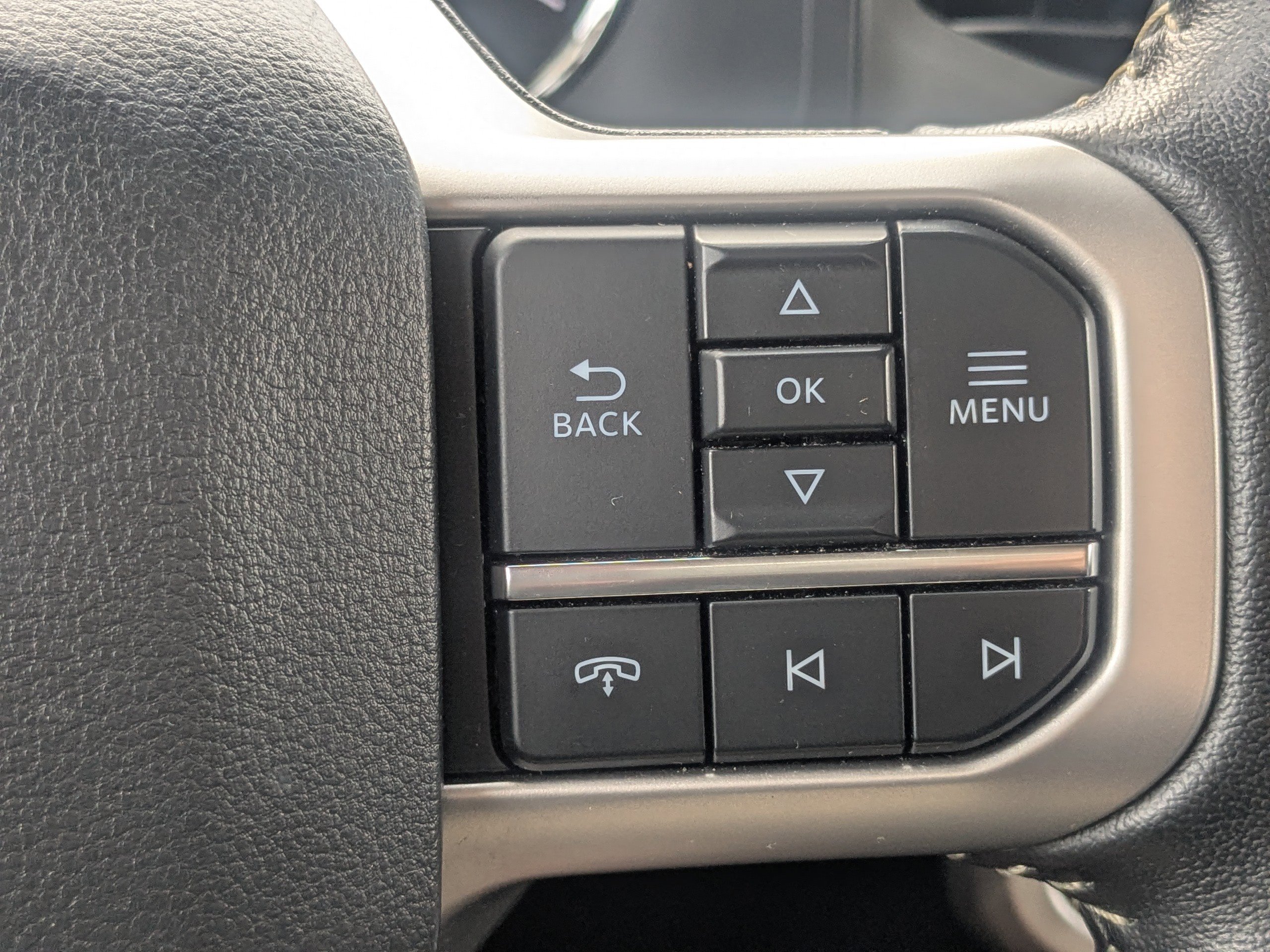 Certified 2024 Ford Expedition XLT image 29