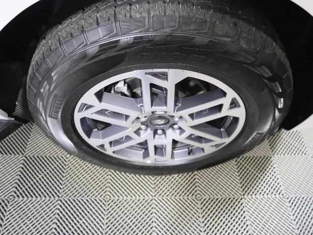 Certified 2025 Ford Expedition Active AWD/4WD image 34