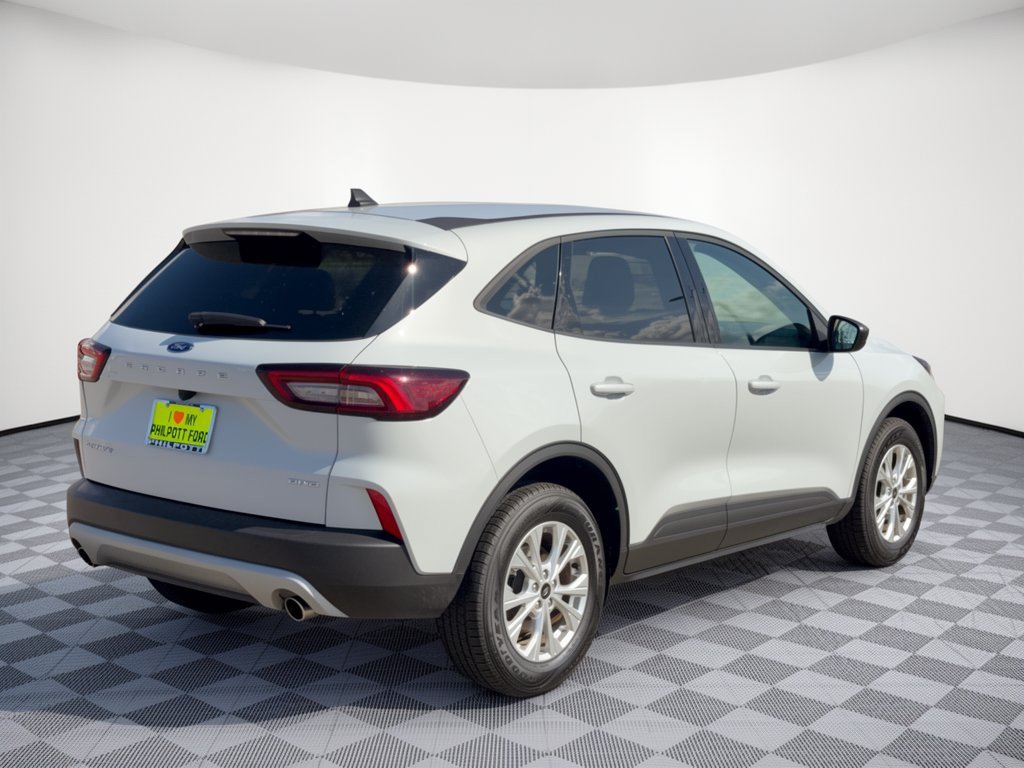Certified 2025 Ford Escape Active AWD/4WD image 9