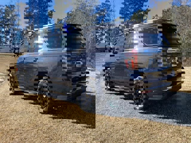 Used 2024 Chevrolet Tahoe LT image 3