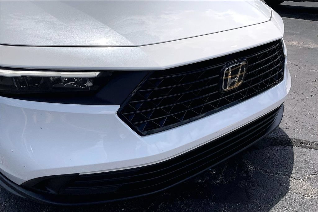 Used 2023 Honda Accord Sport image 30