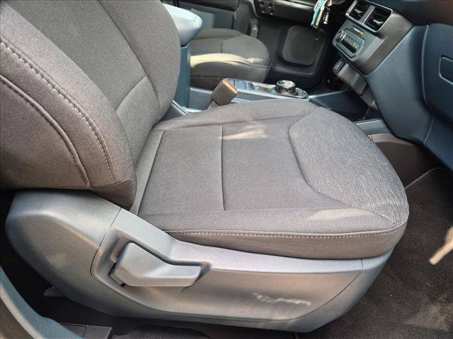 Certified 2026 Ford Maverick XL FWD image 19