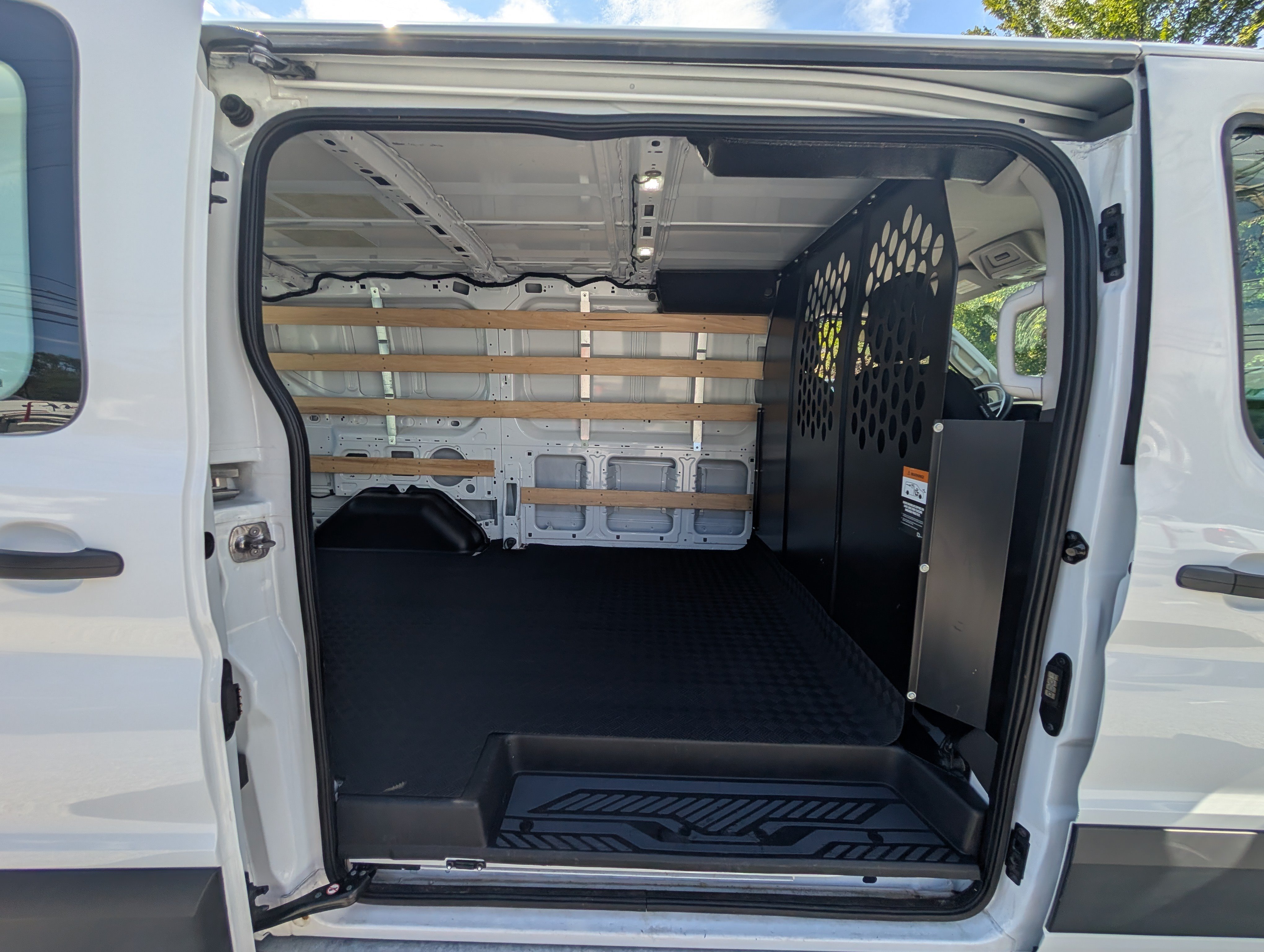 Certified 2025 Ford Transit 250 Low Roof w/ Exterior Upgrade Package RWD image 13