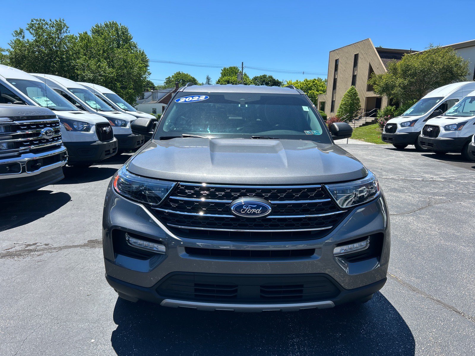 Certified 2023 Ford Explorer XLT w/ Equipment Group 202A AWD/4WD image 2