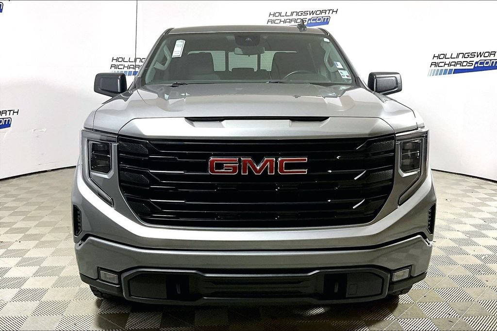 Used 2023 GMC Sierra 1500 Elevation w/ Preferred Package RWD image 2