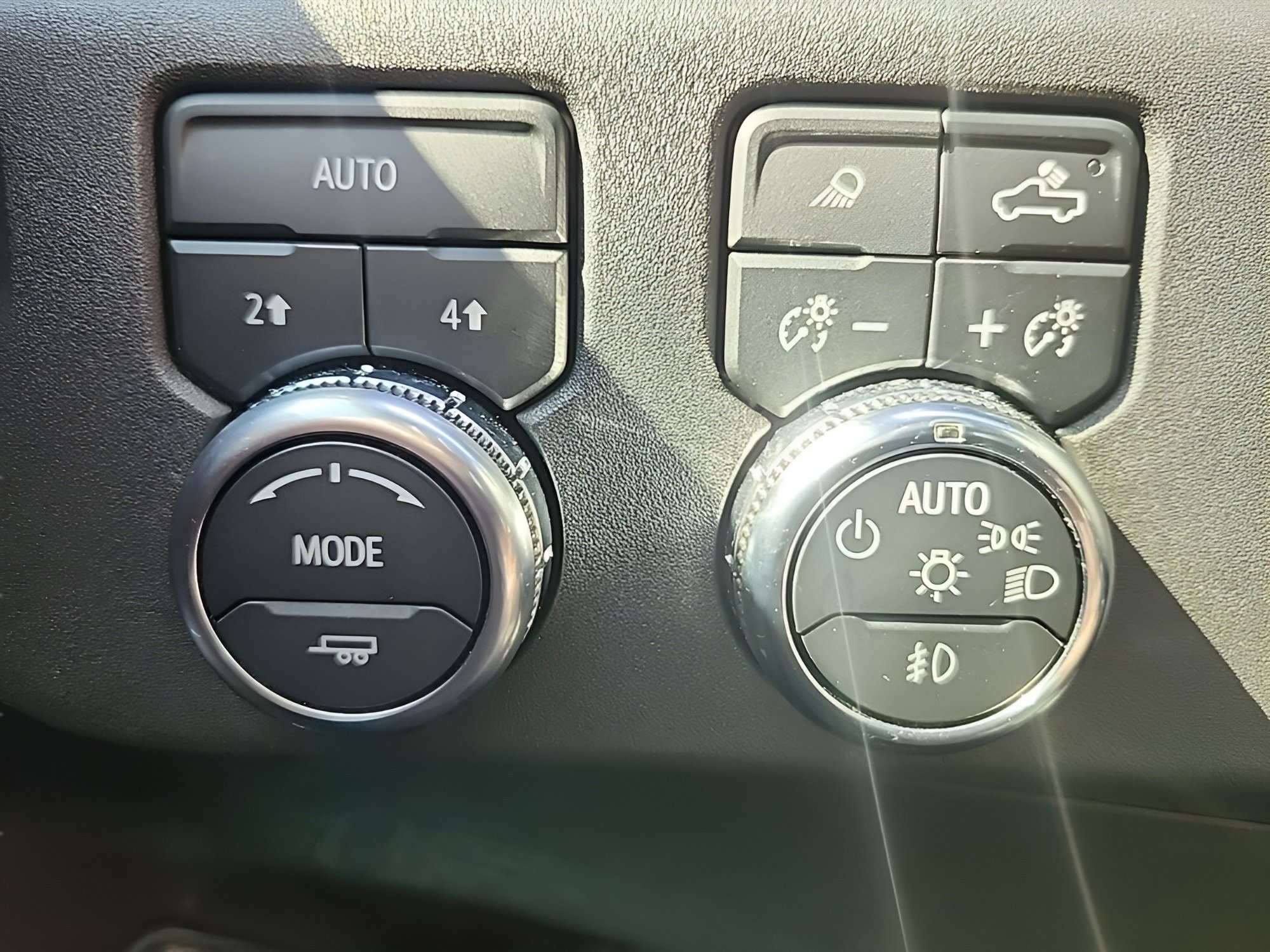 Used 2022 GMC Sierra 1500 Elevation w/ Elevation Premium Package image 22