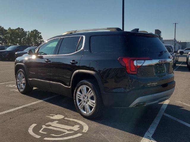 Used 2023 GMC Acadia SLE w/ Driver Convenience Package FWD image 7