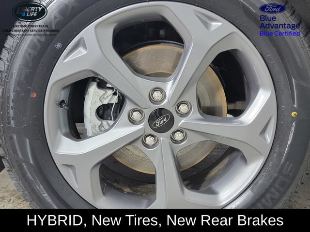 Certified 2024 Ford Escape ST-Line Select AWD/4WD image 10