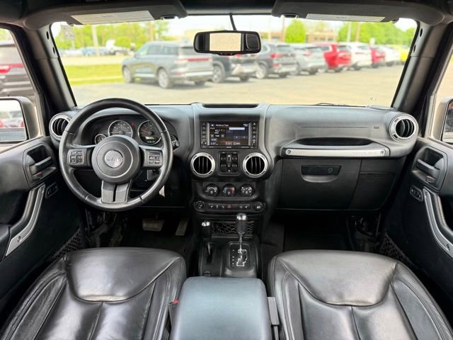 Used 2018 Jeep Wrangler Unlimited Sahara AWD/4WD video 2