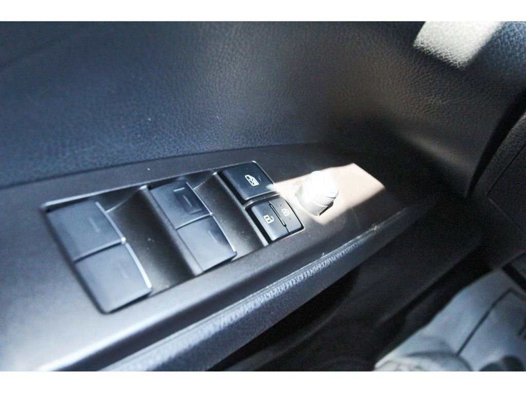Used 2021 Toyota Camry XSE FWD image 19