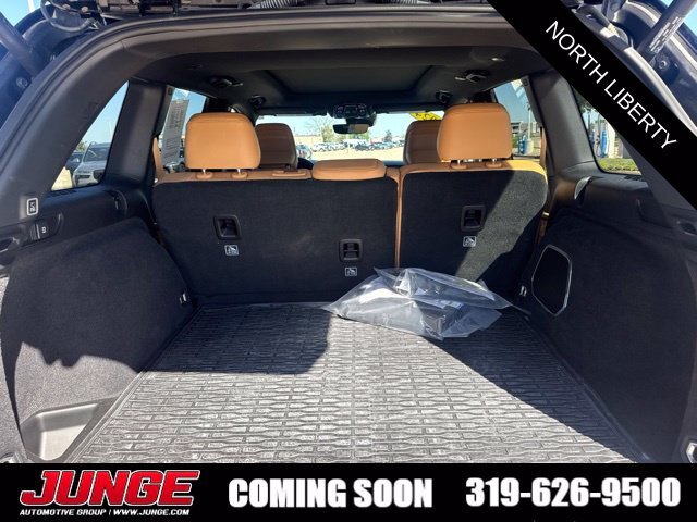 Used 2024 Jeep Grand Cherokee Summit AWD/4WD image 18