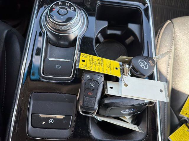 Certified 2019 Ford Edge Titanium FWD image 21