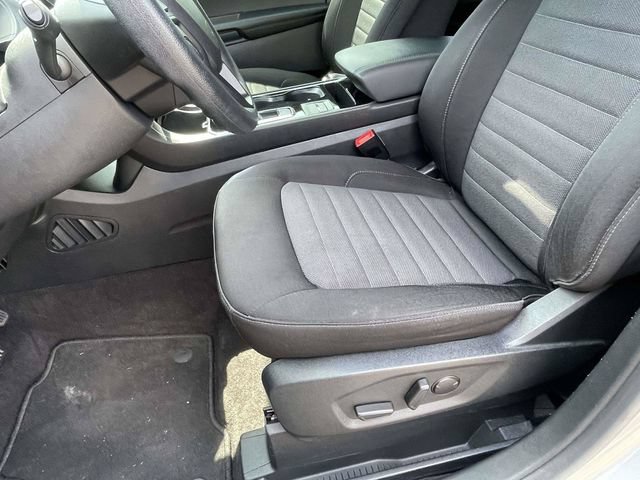 Certified 2020 Ford Edge SE FWD image 8