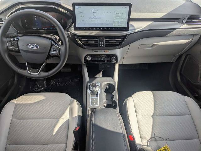 Certified 2026 Ford Escape SE FWD image 15