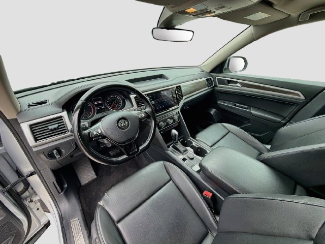 Used 2018 Volkswagen Atlas SEL AWD/4WD image 27