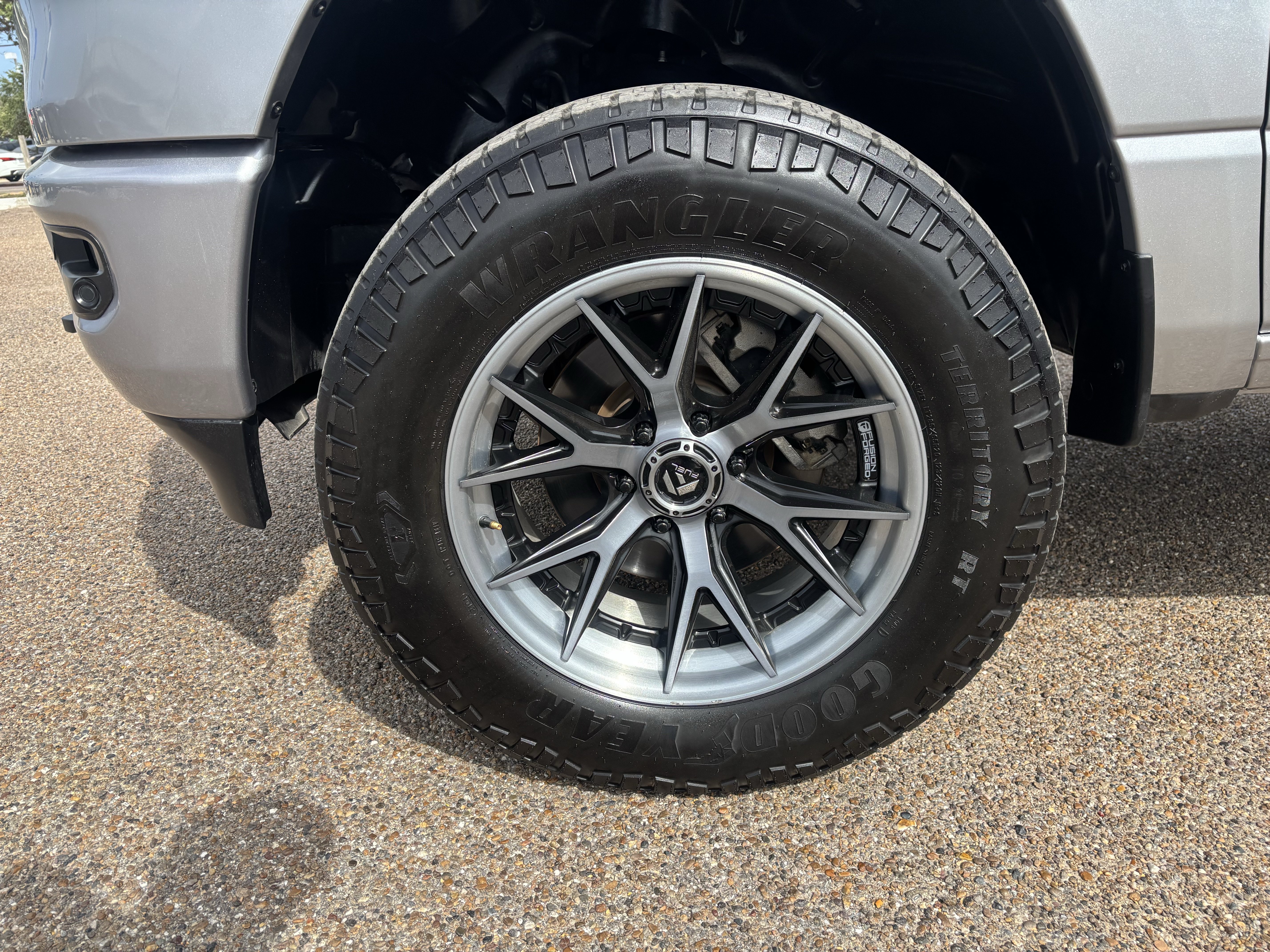 Used 2023 RAM 1500 Laramie AWD/4WD image 8