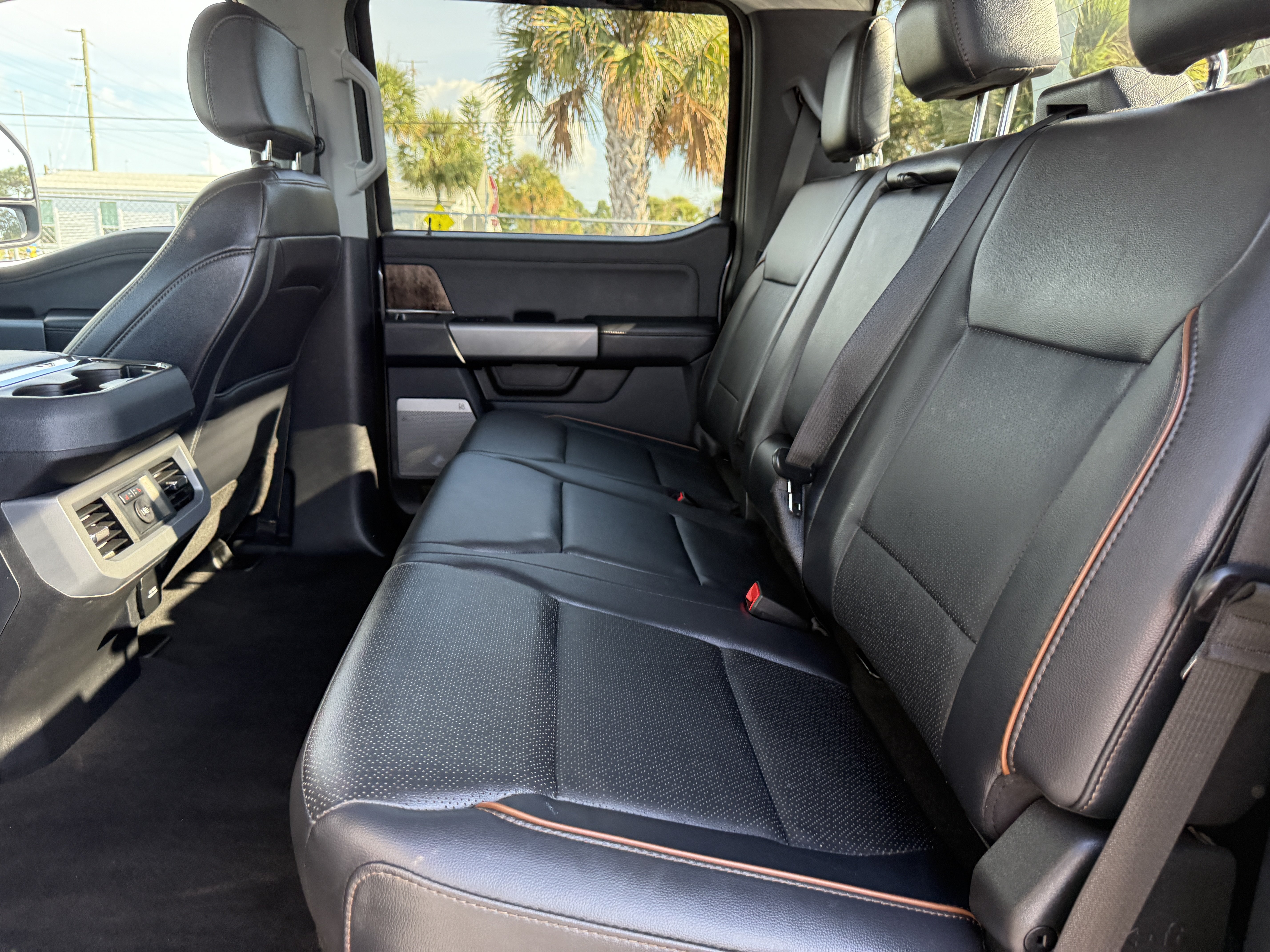 Certified 2025 Ford F250 Lariat w/ Chrome Package AWD/4WD image 13